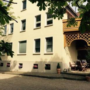 Фотографии гостевого дома 
            Ferienwohnung Landhaus Hohenstein, Schwimmteich, ruhige Lage