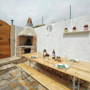 Фотографии гостевого дома
Family friendly apartments with a swimming pool Bol, Brac - 13364