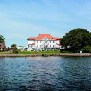 Фотографии гостиницы
Sixtus Sinatur Hotel & Konference