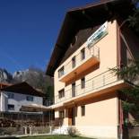 Фотография гостевого дома Pensiunea Luminita