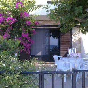 Фотографии гостевого дома
Haraki Beach House