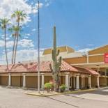 Фотография гостиницы Econo Lodge Inn & Suites Mesa