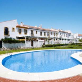Фотографии гостевого дома 
            Holiday Home Playa del Conde - RDV300