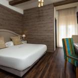 Фотография гостиницы Best Western Maison B Hotel