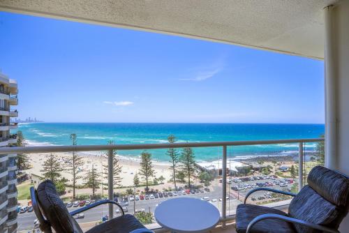 Фотография апарт отеля Burleigh Beach Tower