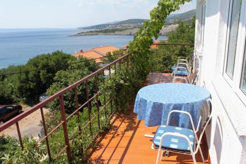 Фотография гостевого дома Apartments by the sea Klenovica, Novi Vinodolski - 5557