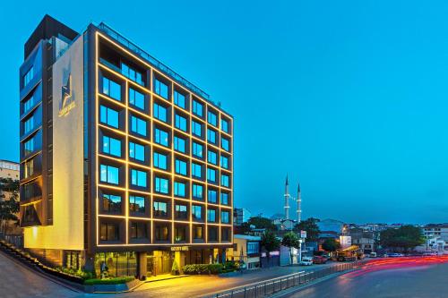 Фотография гостиницы Naz City Hotel Taksim - Special Category