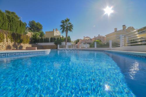 Фотография гостевого дома Bungalow Rosa - Plusholidays