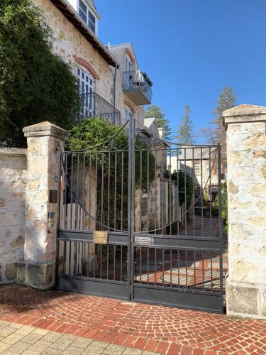 Фотография мини отеля Port Mill Bed & Breakfast