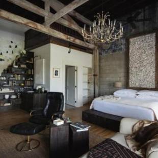 Фотографии гостиницы
GunRunner Boutique Hotel