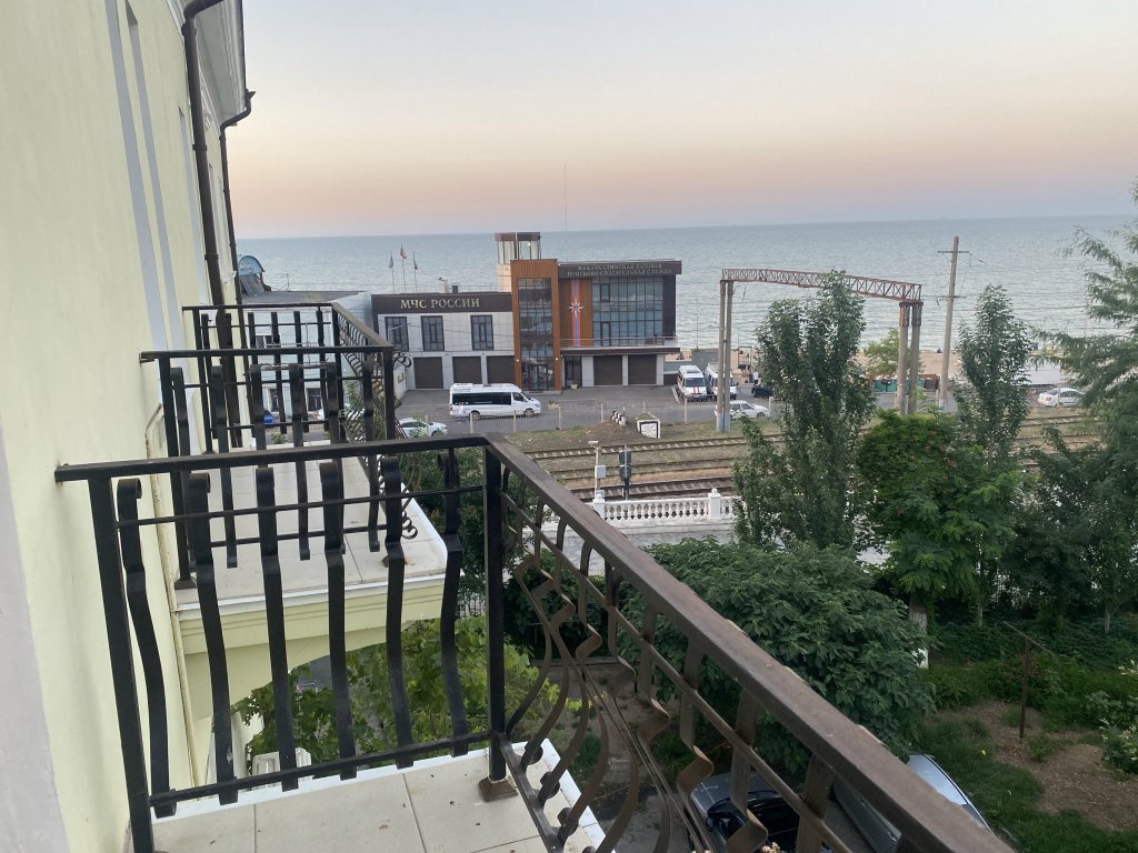 Фотография квартиры Апартаменты Сталинка на Первой Линии