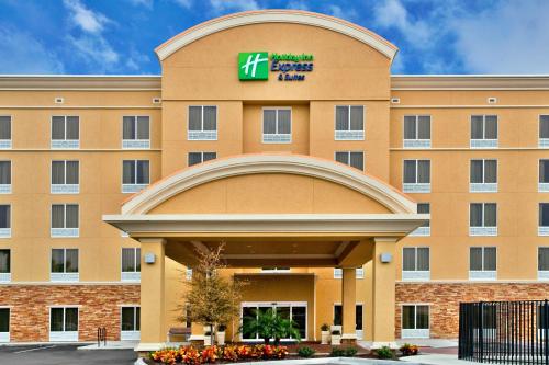 Фотография гостиницы Holiday Inn Express Hotel & Suites Largo-Clearwater, an IHG Hotel