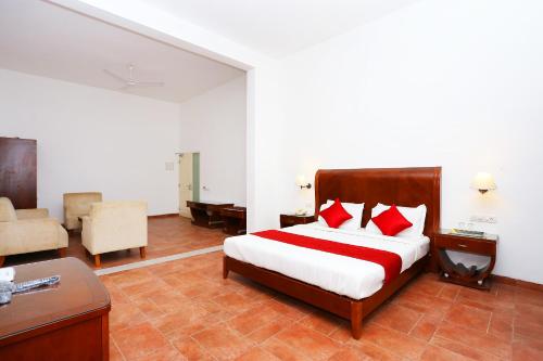 Фотография гостиницы Vaccinated Staff - Capital O 29855 Island Inn