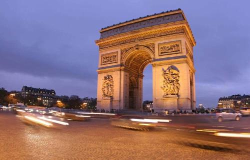Фотография гостиницы Hôtel Du Bois Champs-Elysées