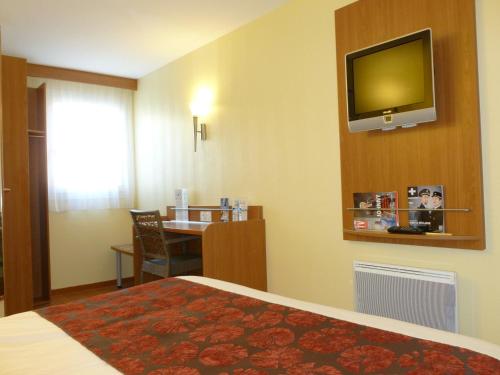 Фотография гостиницы Brit Hotel Poitiers Beaulieu