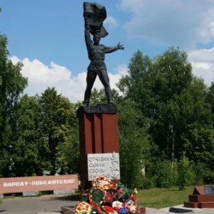 Фотография достопримечательности Памятник семёновцам, погибшим в годы Великой Отечественной войны