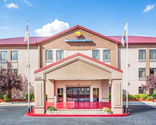 Фотография гостиницы Comfort Inn & Suites at Stone Mountain