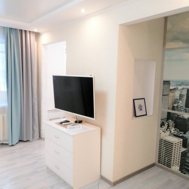 Фотографии квартиры 
            Апартаменты 2-комнатная квартира с евроремонтом на Гагарина 121