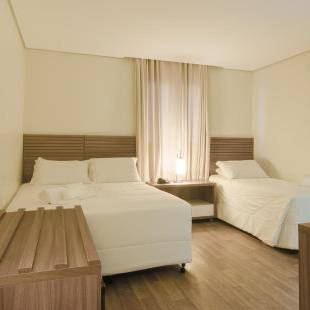 Фотографии гостиницы
Umbu Hotel Porto Alegre - Centro Histórico - Prox Aeroporto 15min