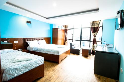 Фотография гостиницы Everest Holiday Inn