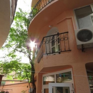 Фотография гостевого дома Островок на Новороссийской, 203б