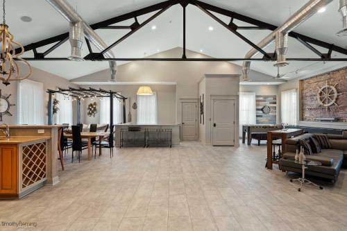 Фотография гостевого дома Luxe Condo with Game Area, Walk to Beach and Boardwalk!