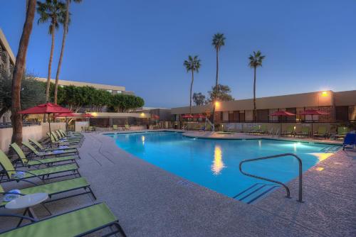 Фотография гостиницы DoubleTree by Hilton Phoenix North