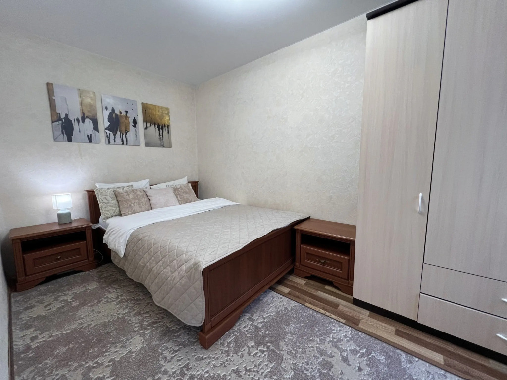 Фотография квартиры Квартира Двухкомнатная на Бажова 127