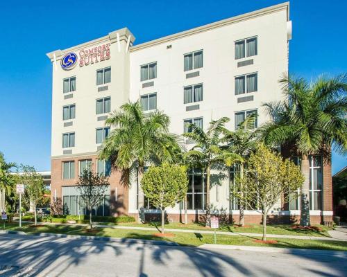 Фотография гостиницы Comfort Suites Miami Airport North