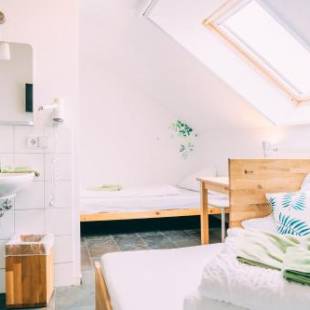 Фотографии базы отдыха
Gut Hügle Jugendzimmer