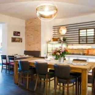 Фотографии гостиницы
Hotel Das Kronprinz