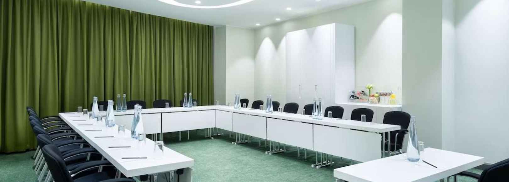 Фотография комнаты для переговоров Переговорные комнаты