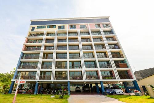 Фотография гостиницы Vaccinated Staff - OYO 458 Nakorn Siam Boutique