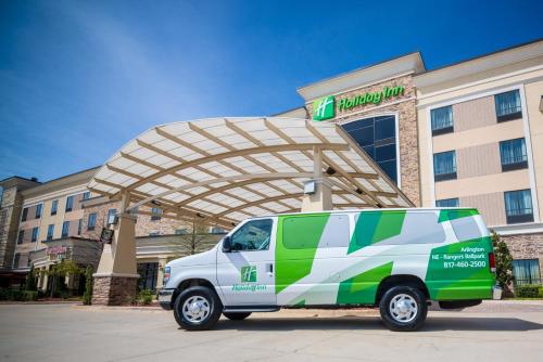 Фотография гостиницы Holiday Inn Arlington Northeast, an IHG Hotel