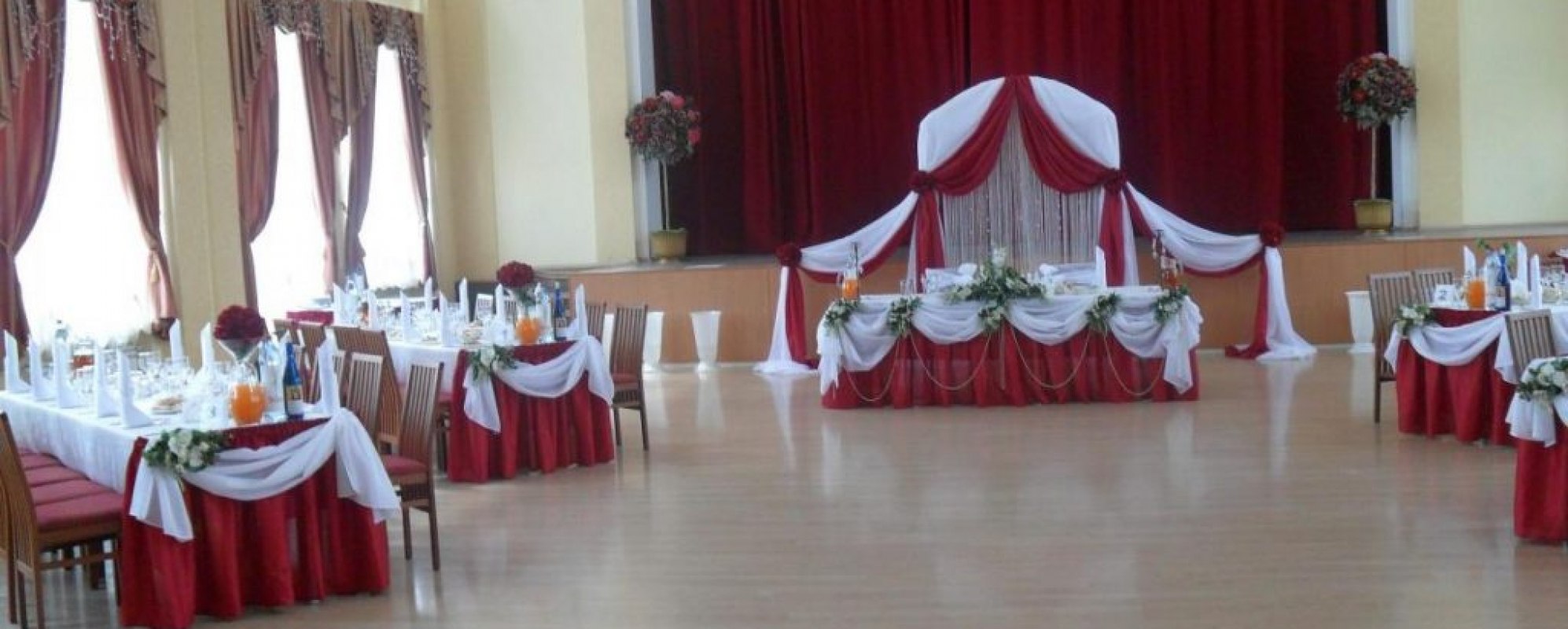 Фотографии банкетного зала Большой банкетный зал Левобержного ДК металлургов