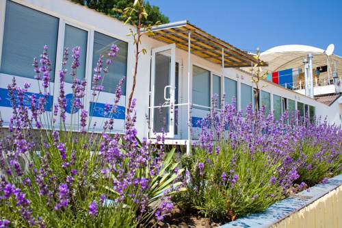 Фотография гостиницы Стронг Хаус