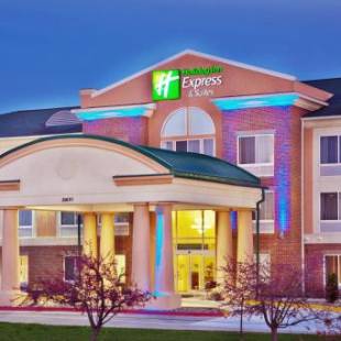 Фотографии гостиницы 
            Holiday Inn Express Hotel & Suites Ames, an IHG Hotel