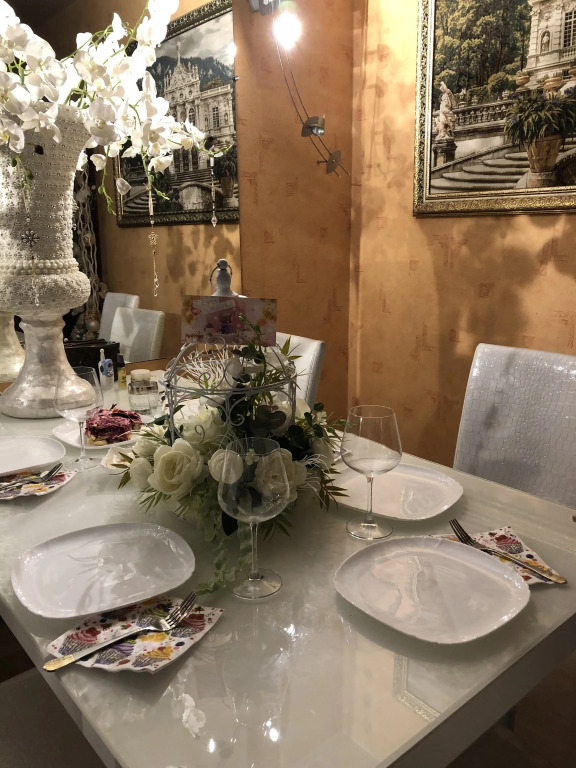 Фотография квартиры Квартира Большая Двухкомнатная на Ленина 18