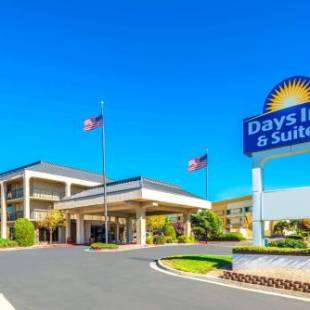 Фотографии гостиницы
Days Inn & Suites by Wyndham Albuquerque North