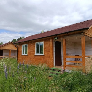 Фотография Коттеджа Частный дом Роза на поле