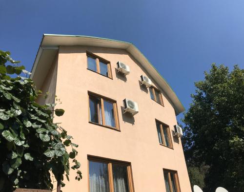 Фотография гостевого дома Ставропольская