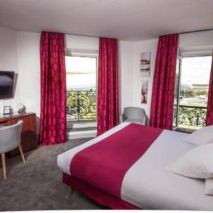 Фотографии гостиницы
The Originals Boutique, Hôtel Bristol, Strasbourg Centre Gare (Inter-Hotel)