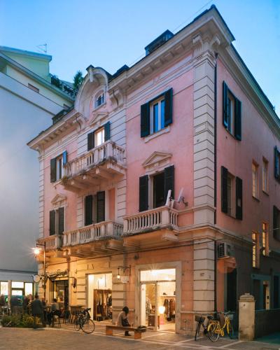 Фотография мини отеля Maison Fleurie