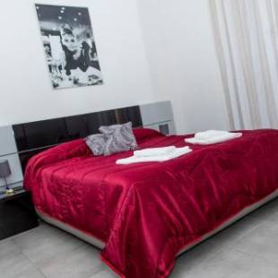 Фотографии мини отеля
Etna Catania Center