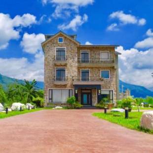 Фотографии мини отеля
Floral Land B&B