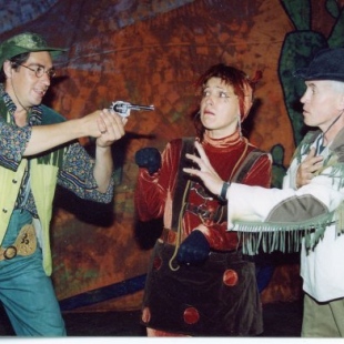 Фотография театра Гатчинский театр юного зрителя Встречи