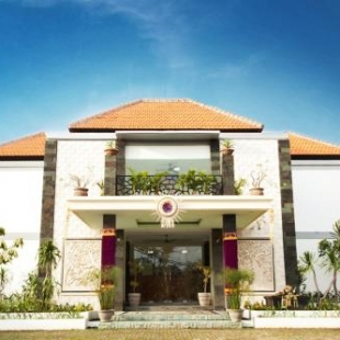 Фотография гостиницы OYO 3910 Teges Inn