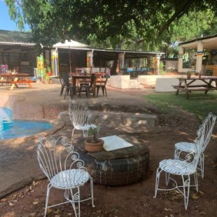 Фотография хостела Shoestrings Backpackers Lodge Vic Falls