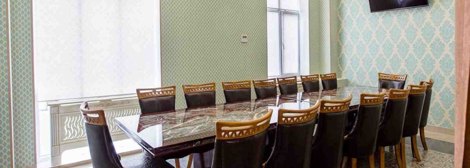 Фотография конференц-зала Версаль