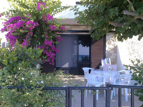 Фотография гостевого дома Haraki Beach House